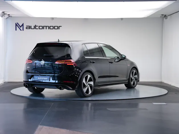 VW Golf 2.0 TSI GTI DSG *CH-Fahrzeug*