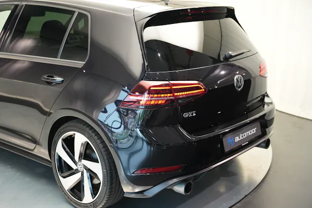 VW Golf 2.0 TSI GTI DSG *CH-Fahrzeug*