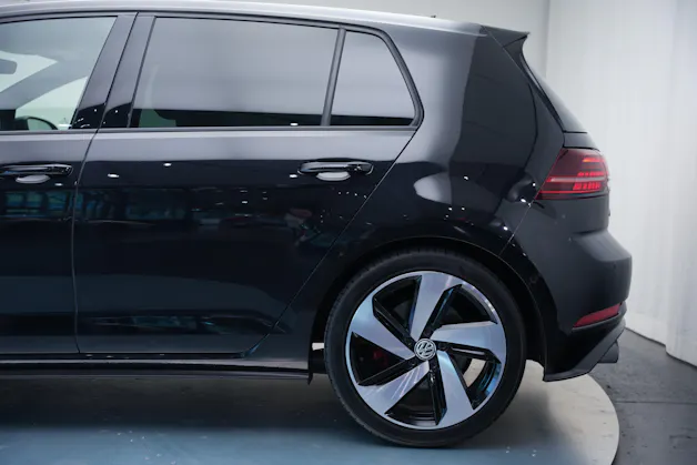 VW Golf 2.0 TSI GTI DSG *CH-Fahrzeug*