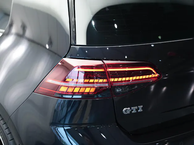VW Golf 2.0 TSI GTI DSG *CH-Fahrzeug*