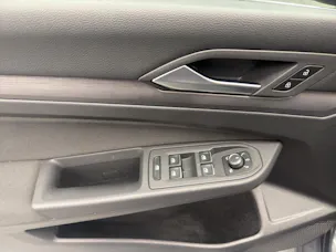 VW Golf VIII 2.0 TSI Style DSG