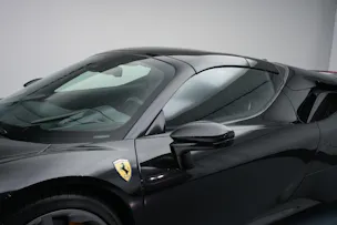 FERRARI SF90 Spider *CH-Fahrzeug* *Nero Daytona* *Carbon*