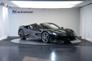 FERRARI SF90 Spider *CH-Fahrzeug* *Nero Daytona* *Carbon*