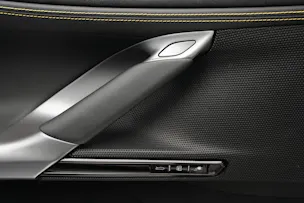 FERRARI SF90 Spider *CH-Fahrzeug* *Nero Daytona* *Carbon*