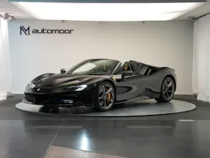 FERRARI SF90 Spider *CH-Fahrzeug* *Nero Daytona* *Carbon*