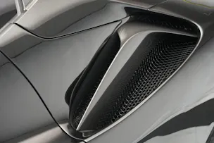 FERRARI SF90 Spider *CH-Fahrzeug* *Nero Daytona* *Carbon*