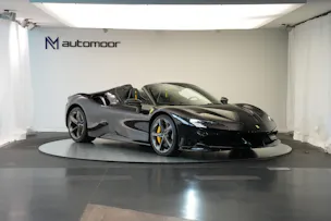FERRARI SF90 Spider *CH-Fahrzeug* *Nero Daytona* *Carbon*