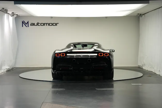 FERRARI SF90 Spider *CH-Fahrzeug* *Nero Daytona* *Carbon*