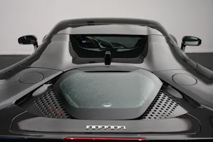 FERRARI SF90 Spider *CH-Fahrzeug* *Nero Daytona* *Carbon*