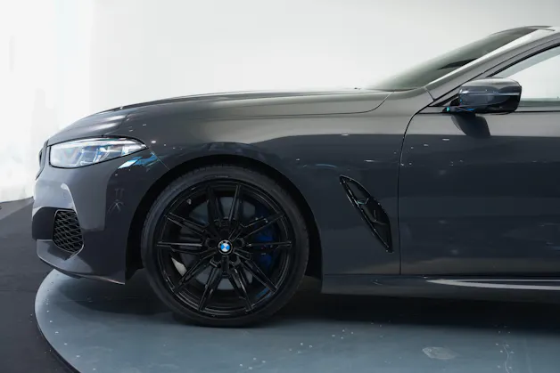 BMW M850i xDrive Steptronic Cabriolet *CH-Fahrzeug* *Dravitgrau* *B&W*