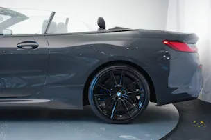 BMW M850i xDrive Steptronic Cabriolet *CH-Fahrzeug* *Dravitgrau* *B&W*