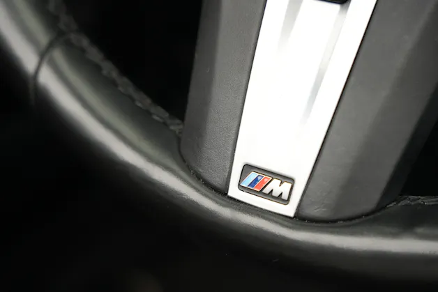 BMW M850i xDrive Steptronic Cabriolet *CH-Fahrzeug* *Dravitgrau* *B&W*