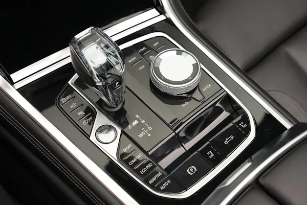 BMW M850i xDrive Steptronic Cabriolet *CH-Fahrzeug* *Dravitgrau* *B&W*