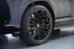 Lamborghini Urus SE *CH-Fahrzeug* *Traum-Konfiguration*