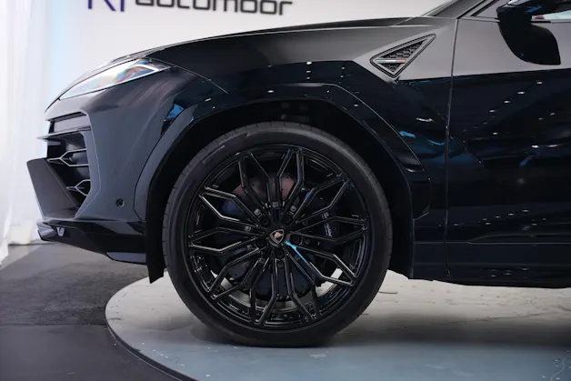 Lamborghini Urus SE *CH-Fahrzeug* *Traum-Konfiguration*