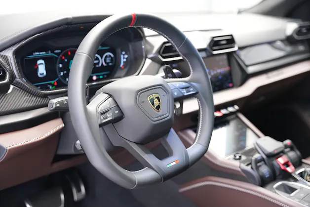 Lamborghini Urus SE *CH-Fahrzeug* *Traum-Konfiguration*