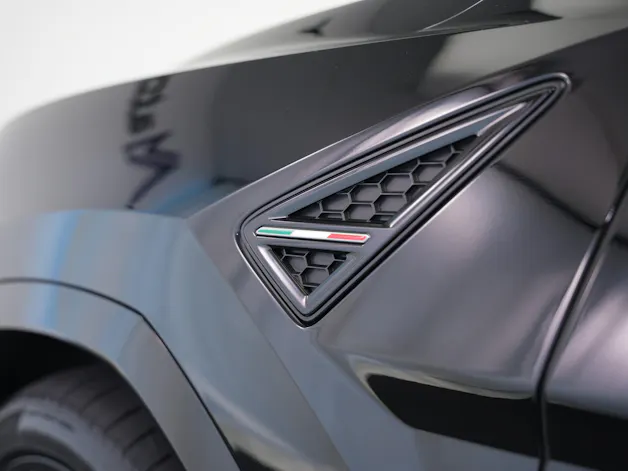 Lamborghini Urus SE *CH-Fahrzeug* *Traum-Konfiguration*