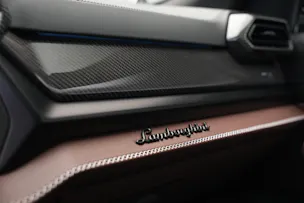 Lamborghini Urus SE *CH-Fahrzeug* *Traum-Konfiguration*