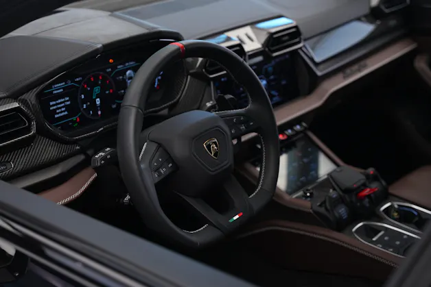 Lamborghini Urus SE *CH-Fahrzeug* *Traum-Konfiguration*