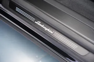 Lamborghini Urus SE *CH-Fahrzeug* *Traum-Konfiguration*