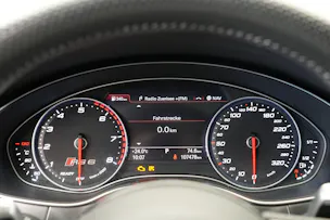 AUDI RS6 Avant 4.0 TFSI V8 quattro Tiptronic *Head-Up* *Dynamikpaket* *Sportauspuff*
