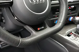 AUDI RS6 Avant 4.0 TFSI V8 quattro Tiptronic *Head-Up* *Dynamikpaket* *Sportauspuff*