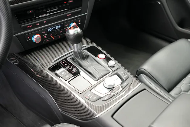 AUDI RS6 Avant 4.0 TFSI V8 quattro Tiptronic *Head-Up* *Dynamikpaket* *Sportauspuff*