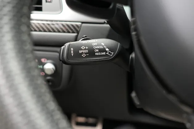 AUDI RS6 Avant 4.0 TFSI V8 quattro Tiptronic *Head-Up* *Dynamikpaket* *Sportauspuff*