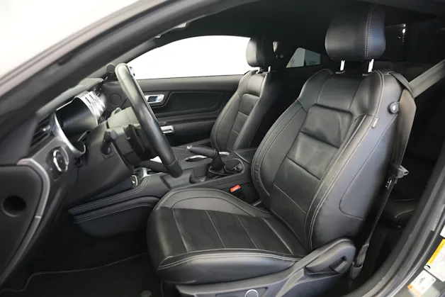 FORD Mustang Fastback 5.0 V8 GT Automat