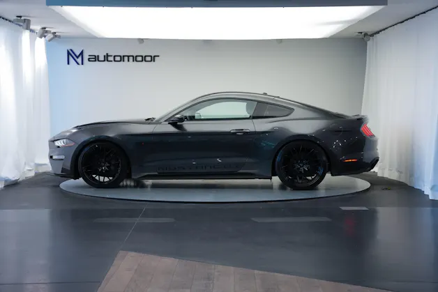 FORD Mustang Fastback 5.0 V8 GT Automat