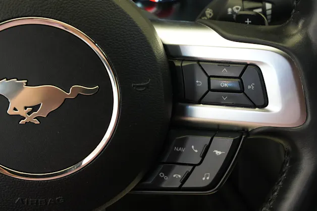 FORD Mustang Fastback 5.0 V8 GT Automat