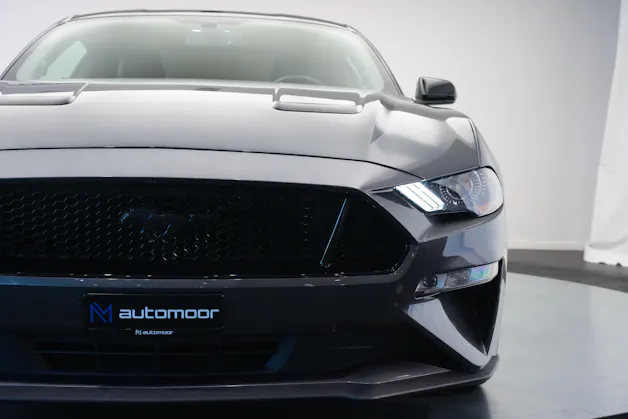 FORD Mustang Fastback 5.0 V8 GT Automat