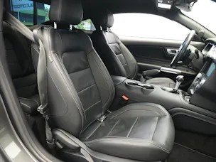 FORD Mustang Fastback 5.0 V8 GT Automat