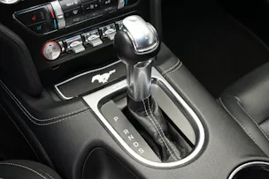 FORD Mustang Fastback 5.0 V8 GT Automat