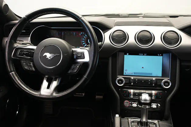 FORD Mustang Fastback 5.0 V8 GT Automat