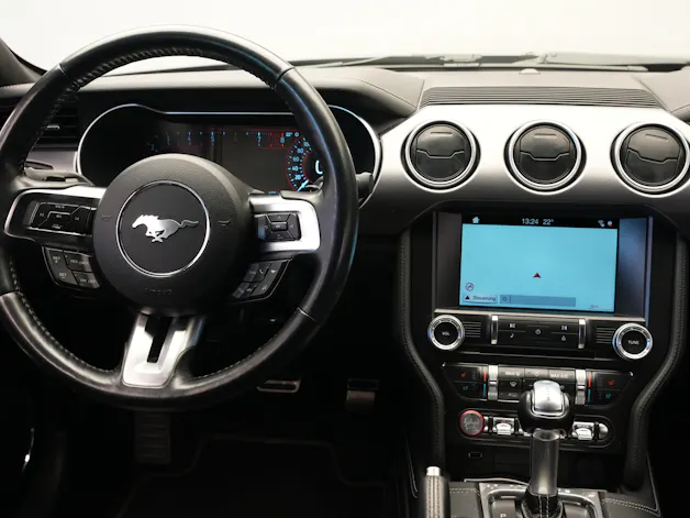 FORD Mustang Fastback 5.0 V8 GT Automat