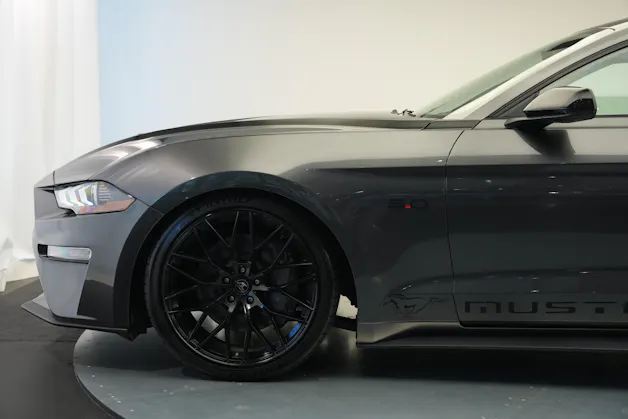 FORD Mustang Fastback 5.0 V8 GT Automat
