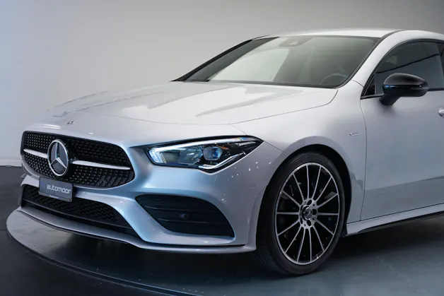 MERCEDES-BENZ CLA 200 AMG Line 7G-DCT