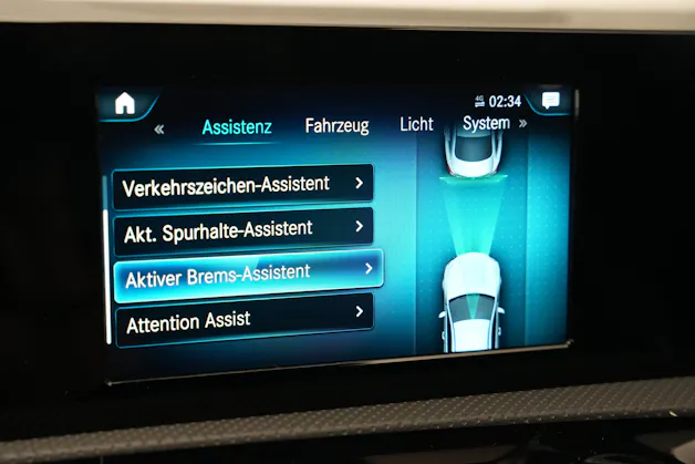 MERCEDES-BENZ CLA 200 AMG Line 7G-DCT