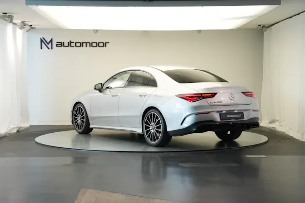 MERCEDES-BENZ CLA 200 AMG Line 7G-DCT