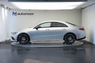 MERCEDES-BENZ CLA 200 AMG Line 7G-DCT