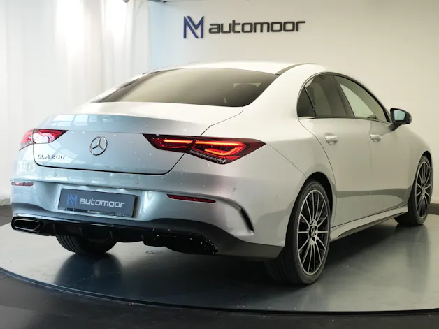 MERCEDES-BENZ CLA 200 AMG Line 7G-DCT