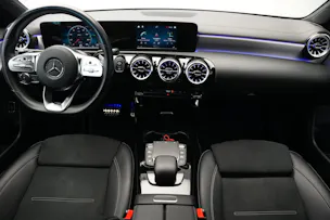 MERCEDES-BENZ CLA 200 AMG Line 7G-DCT
