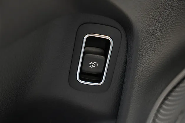 MERCEDES-BENZ CLA 200 AMG Line 7G-DCT