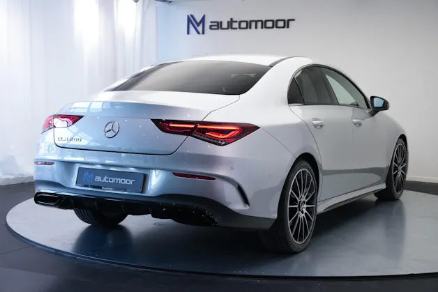 MERCEDES-BENZ CLA 200 AMG Line 7G-DCT