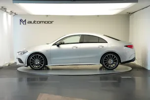 MERCEDES-BENZ CLA 200 AMG Line 7G-DCT
