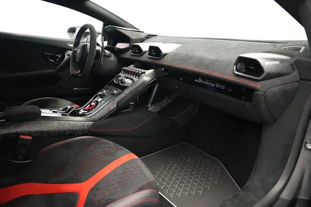 Lamborghini Huracan LP640-4 Coupé Performante DCT *grigio titans* *Sensonum*