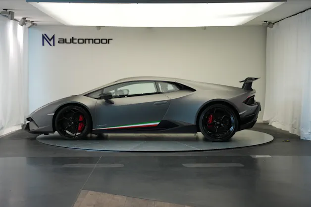 Lamborghini Huracan LP640-4 Coupé Performante DCT *grigio titans* *Sensonum*