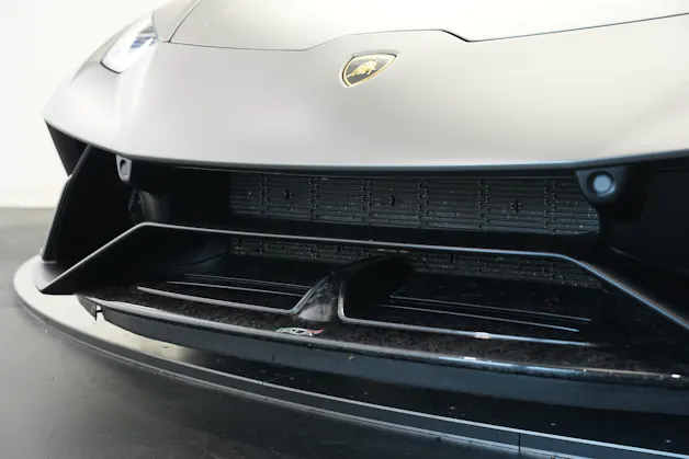 Lamborghini Huracan LP640-4 Coupé Performante DCT *grigio titans* *Sensonum*