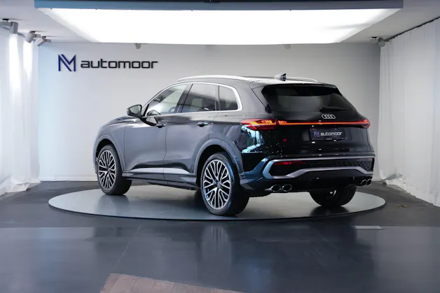 AUDI SQ5 TFSI quattro S-tronic *Luftfederung* *Panorama* *Leder* *HuD*